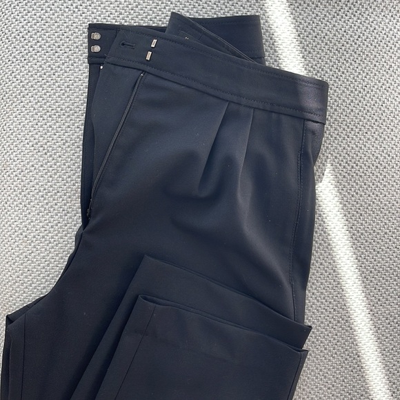 Massimo Dutti black darted trousers. Size US 6 - Picture 4 of 7